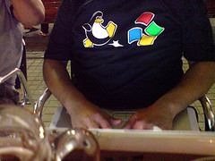 janOS_new_new_tshirtjpg