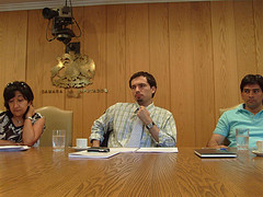 2194476542_e36b71dc1d_m